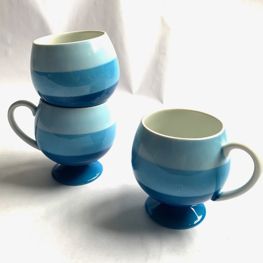 Set of Three Blue Moribana Footed Mugs